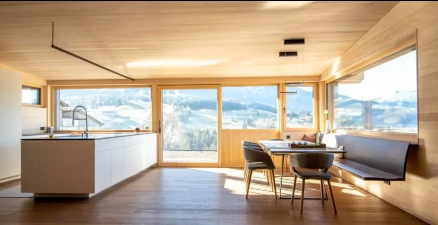 Korce, shitet Vile 2+1+Ballkon , 600 m² 900.000 € 