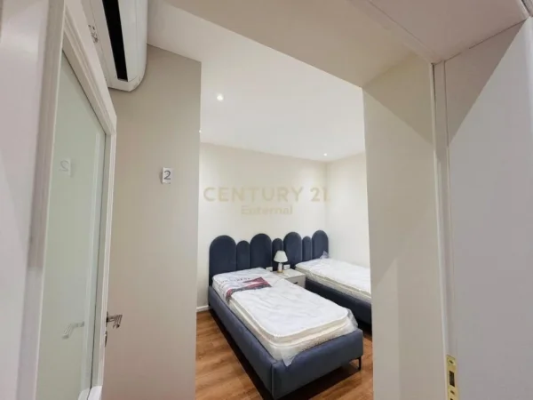 Tirane, jepet me qera apartament 2+1 Kati 2, 90 m² 1.100 € (Garda)
