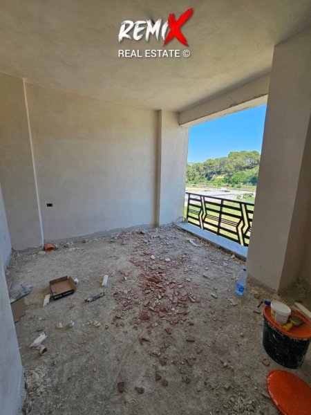 Mali Robit, shitet apartament 2+1+Aneks+Ballkon Kati 5, 76 m² 83.000 €