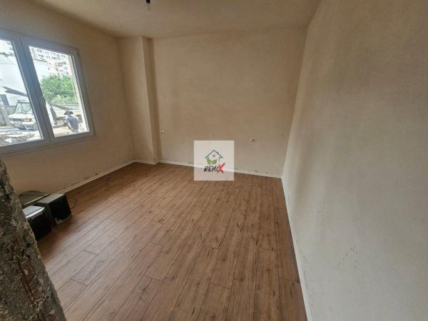 Durres, shitet apartament 1+1+Aneks+Ballkon Kati 1, 67 m² 82.000 € 