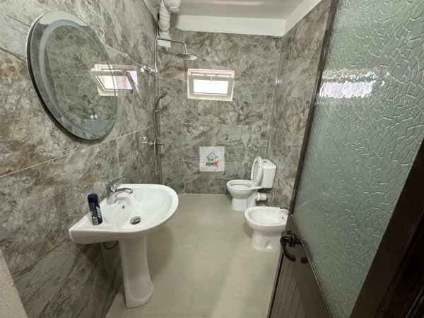 Durres, shitet apartament 1+1+Aneks+Ballkon Kati 2, 56 m² 69.000 € 