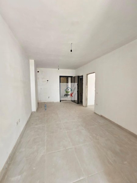 Durres, shitet apartament 2+1+Aneks+Ballkon Kati 5, 77 m² 