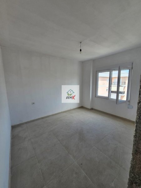 Durres, shitet apartament 2+1+Aneks+Ballkon Kati 5, 77 m² 