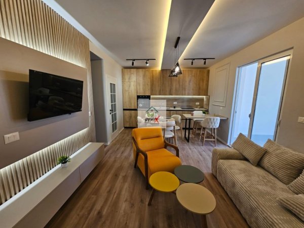 Durres Plazh, shitet apartament 3+1+Aneks+Ballkon Kati 6, 116 m² 163.000 € 
