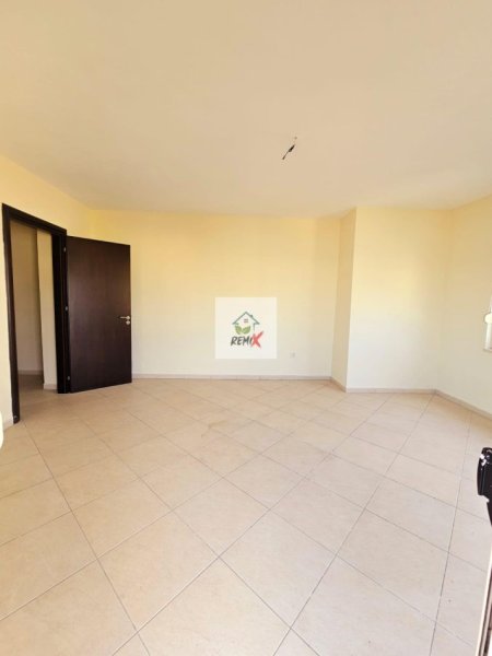 Shkembi Kavajes, shitet apartament 1+1+Aneks+Ballkon Kati 6, 74 m² 130.000 €