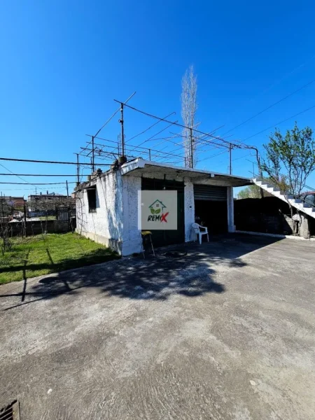 Durres, shitet Vile 2 Katshe Kati 2, 990 m² 165.000 € 