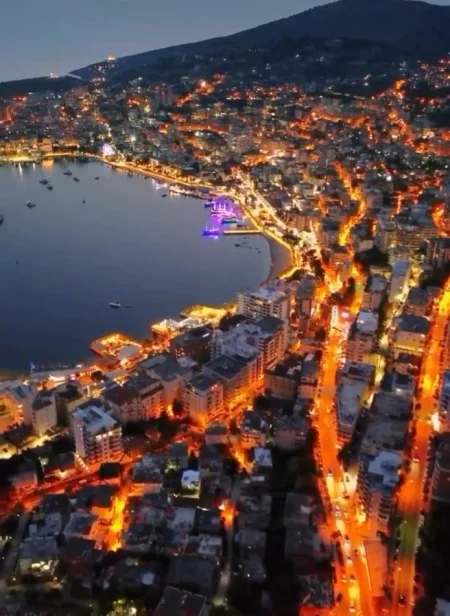Sarande, shes apartament 2+1 Kati 6, 85 m² 179.000 € (Sarande)