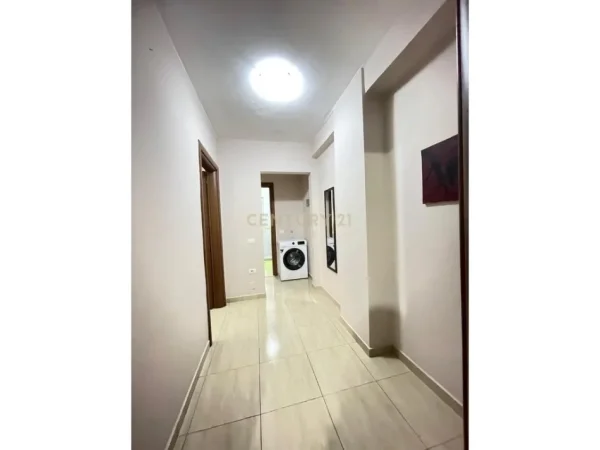 Tirane, shes apartament 1+1 Kati 3, 76 m² 155.000 € (Mihal Grameno)