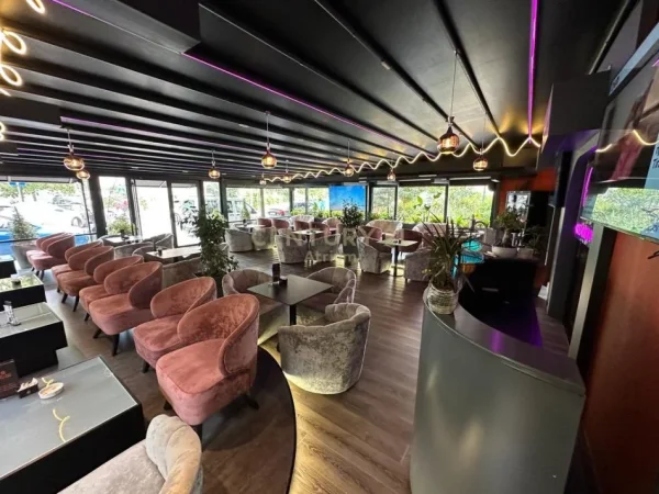 Tirane, shes ambjent biznesi Kati 0, 250 m² 500.000 € (Irfan Tomini)