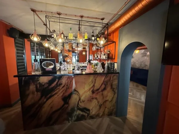 Tirane, shes ambjent biznesi Kati 0, 250 m² 500.000 € (Irfan Tomini)