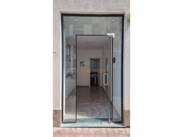 Tirane, shitet ambjent biznesi Kati 0, 16 m² 32.000 € 