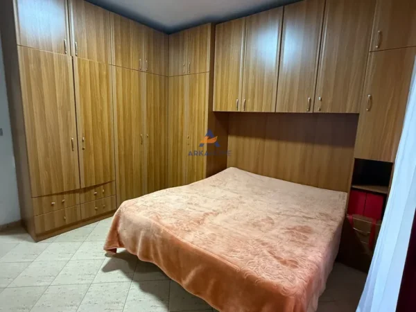 Tirane, shitet apartament 2+1+Ballkon Kati 2, 91 m² 230.000 € (komuna e parisit)