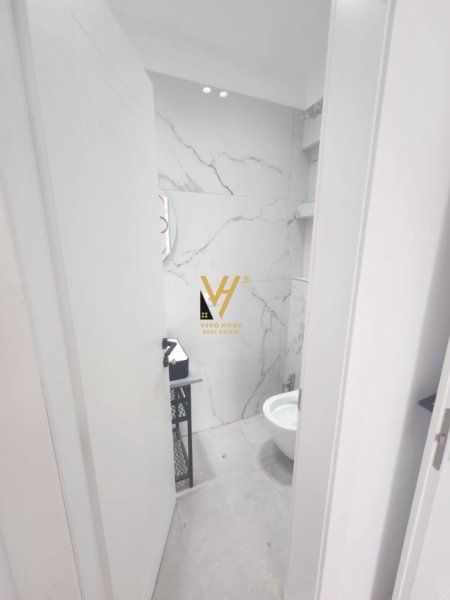Tirane, shitet apartament 2+1+Ballkon Kati 7, 90 m² 225.000 € (KOMUNA E PARISIT)