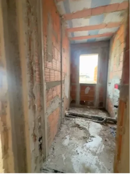 Tirane, shitet apartament 2+1+Aneks+Ballkon Kati 8, 177 m² 133.000 € (Prane Bashkise Kamez)