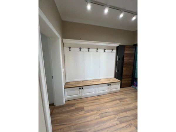 Tirane, jepet me qera apartament 1+1 Kati 5, 80 m² 600 € 