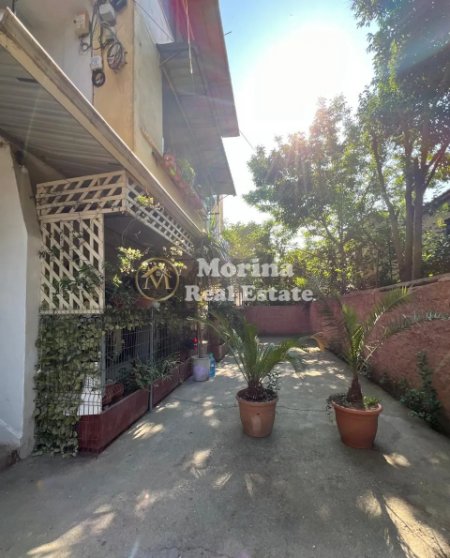 Tirane, jepet me qera apartament 2+1 Kati 1, 95 m² 500 € (Don Bosko)