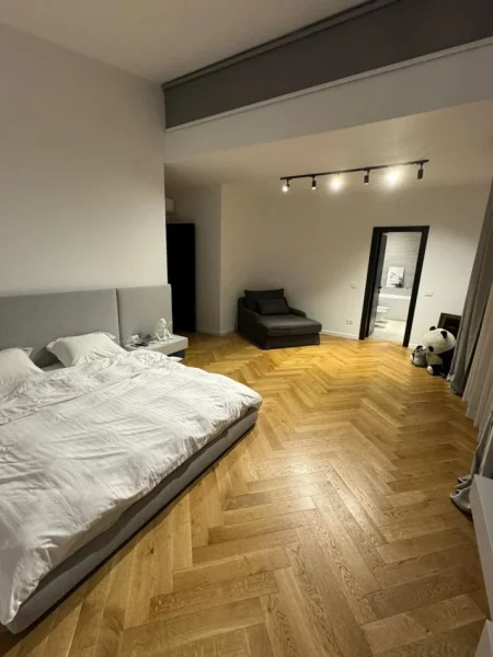 Tirane, shitet Vile , 420 m² 1.200.000 € 