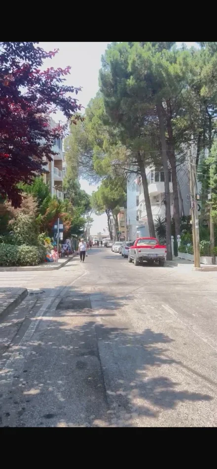 Durres, shitet apartament 1+1 , (Tek Hotel “Koloseu” Shkembi i Kavajes. 200m nga deti)