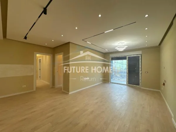 Tirane, jepet me qera ambjent biznesi Kati 3, 152 m² 700 € (Jordan Misja)