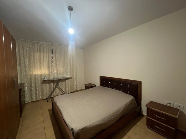 Tirane, jepet me qera apartament 1+1 Kati 2, 70 m² 350 € (Gjimnazi Andon Zako Cajupi)