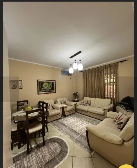 Tirane, jepet me qera apartament 2+1+Ballkon , 100 m² 500 € 