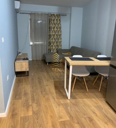 Tirane, shitet apartament 1+1+Ballkon Kati 2, 64 m² 105.000 € (Rruga Teodor Keko)