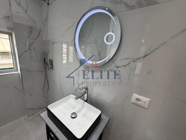 Tirane, shitet apartament 2+1 Kati 5, 90 m² 235.000 € 