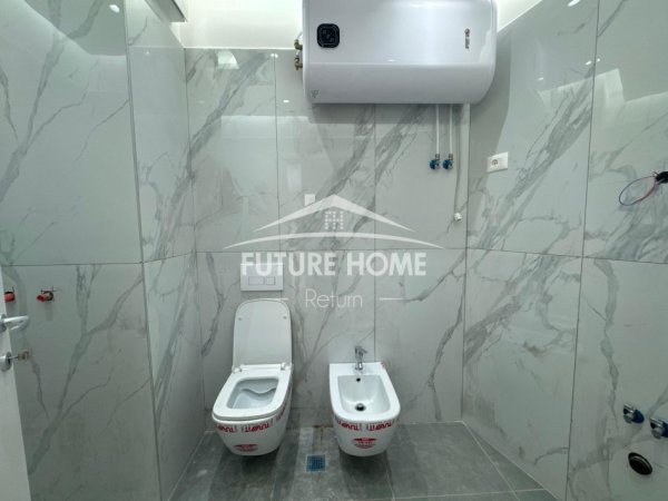 Tirane, jepet me qera apartament 3+1 Kati 3, 152 m² 700 € (Jordan Misja)