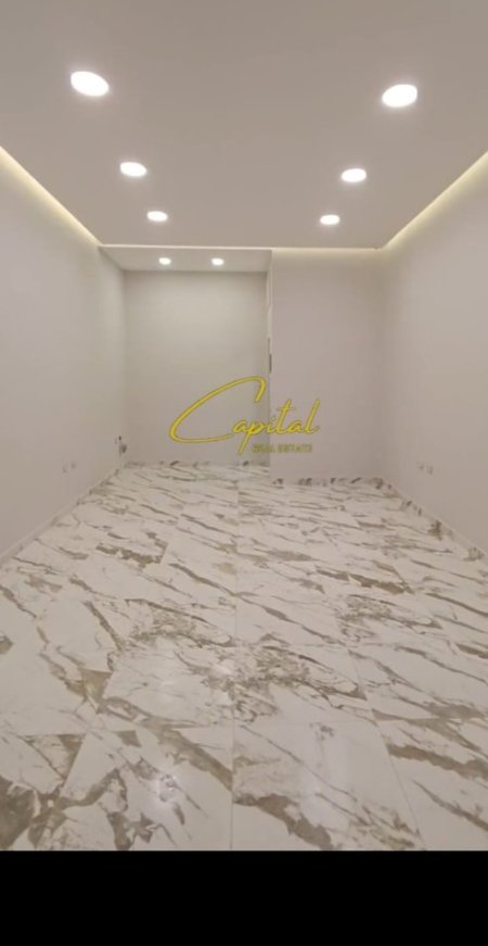 Tirane, jepet me qera ambjent biznesi Kati 0, 30 m² 500 € (PROKURORIA)