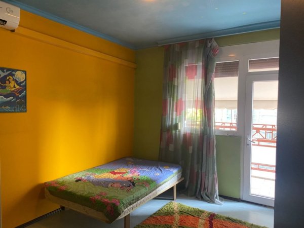 0683487469 Tirane, jepet me qera apartament 2+1+Ballkon Kati 2, 110 m² 700 € (Ish Ekspozita , Bulevardi Gjergj Fishta)