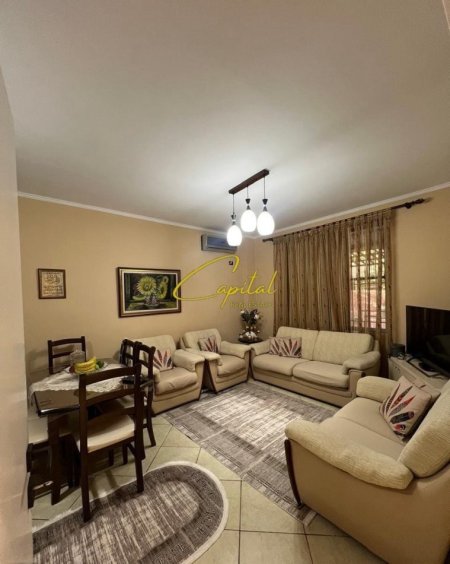Tirane, jepet me qera apartament 2+1 Kati 1, 95 m² 500 € (DON BOSKO)