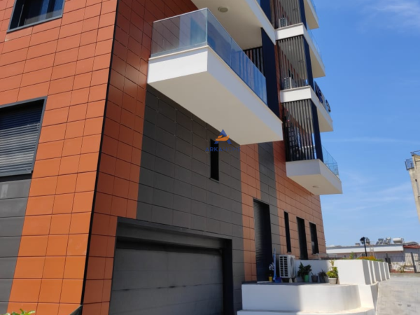 Tirane, shitet apartament 2+1+Ballkon Kati 3, 100 m² 250.000 € (KODRA E DIELLIT,PRANE REZIDENCES 1)