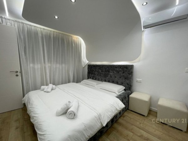 Tirane, jepet me qera apartament 1+1 Kati 1, 70 m² 650 € (21 dhjetori)