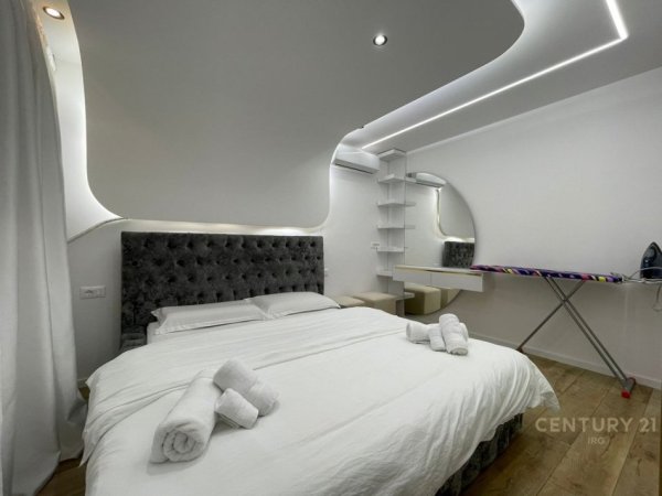 Tirane, jepet me qera apartament 1+1 Kati 1, 70 m² 650 € (21 dhjetori)