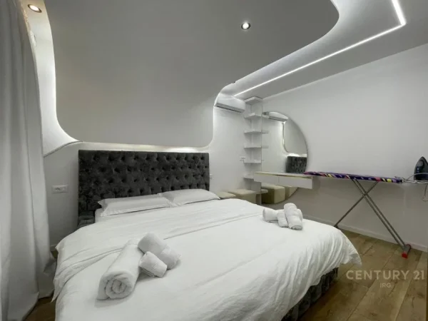 Tirane, jepet me qera apartament 1+1 Kati 1, 70 m² 650 € (21 dhjetori)