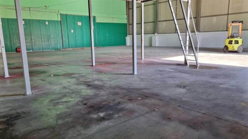 Tirane, jepet me qera magazine Kati 0, 600 m² 1.700 € (AUTOSTRADA TIRANE DURRES)