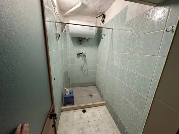 Tirane, shitet apartament 3+1+Ballkon Kati 3, 98 m² 178.000 € (rruga ifran tomin)