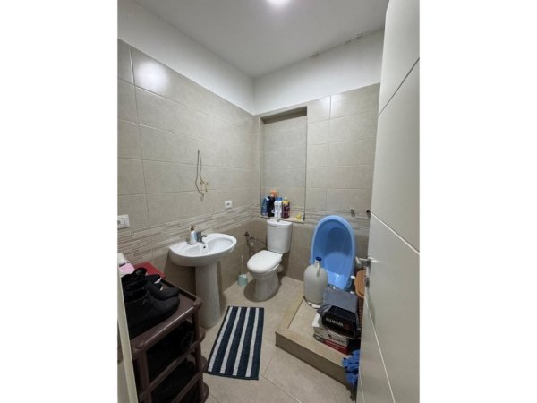 Tirane, shitet apartament 3+1 Kati 2, 100 m² 230.000 € 