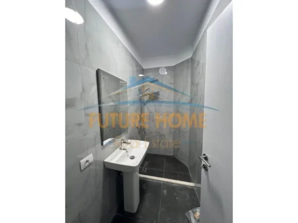Tirane, shitet garsonier Kati 4, 36 m² 82.000 €  DB53436