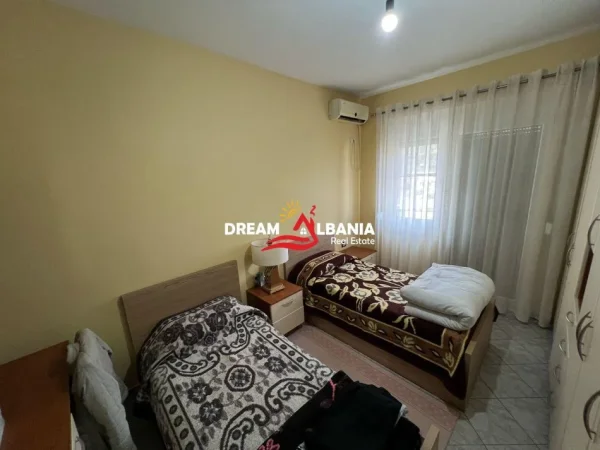 Tirane, shitet Vile 4+1+Aneks+Ballkon Kati 1, 626 m² 630,000 € (Tek Rrethi i Saukut - ID 4151182)