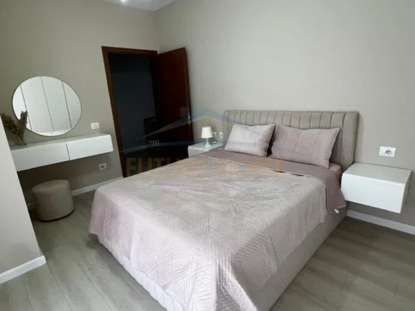 0683487469 Tirane, jepet me qera apartament 2+1+Ballkon Kati 6, 103 m² 700 € (Vizion Plus)