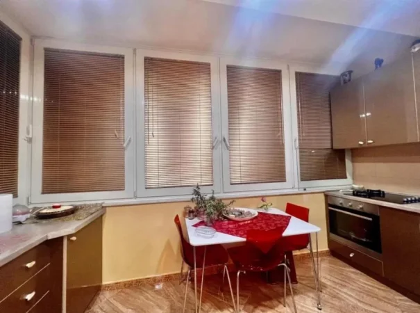 Tirane, shitet apartament 3+1+Ballkon Kati 2, 121 m² 240.000 € (Kodra e Diellit - Tiranë)