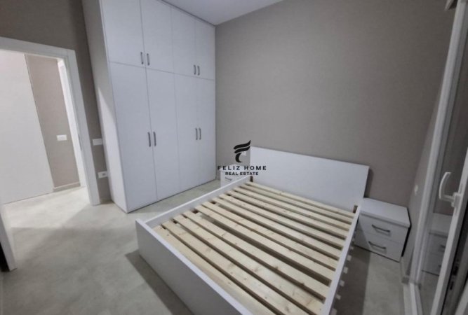Tirane, jepet me qera apartament 1+1+Ballkon Kati 6, 60 m² 600 € (RRUGA E KAVAJES)