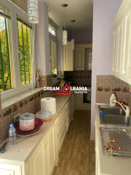 Tirane, shitet Vile 5+1+Aneks+Ballkon Kati 3, 998 m² 350.000 € (Ne Peze - ID 4151194)