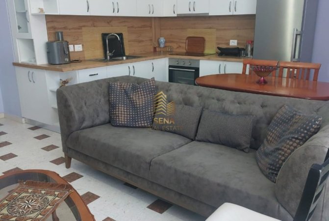 Tirane, jepet me qera apartament 3+1+Ballkon Kati 1, 100 m² 700 € (Rruga Vehbi Agolli - Pazari i Ri)