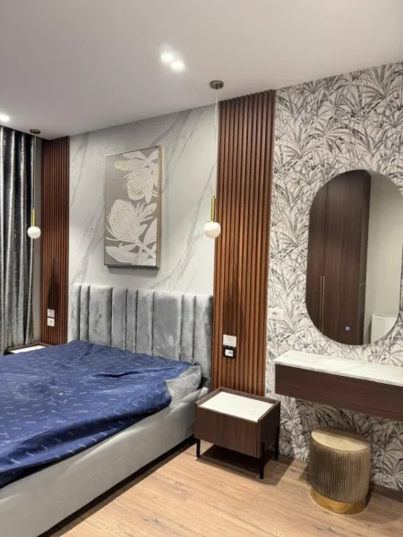 Tirane, jap me qera apartament 2+1 Kati 5, 120 m² 1.500 € (qender)