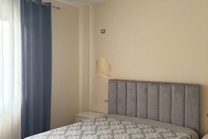 Tirane, jepet me qera apartament 2+1+Ballkon Kati 2, 90 m² 600 € (Rruga e Elbasanit - Prane Pallatit te Brigadave)