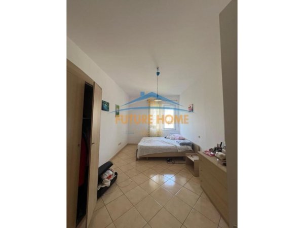 Tirane, jepet me qera apartament 1+1 , 87 m² 410 € (Fresk)