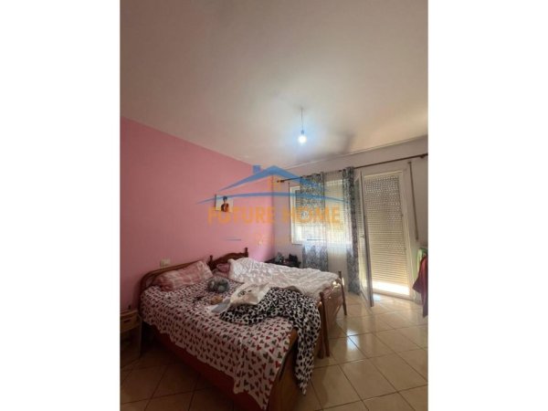 Tirane, jepet me qera apartament 1+1 , 87 m² 410 € (Fresk)