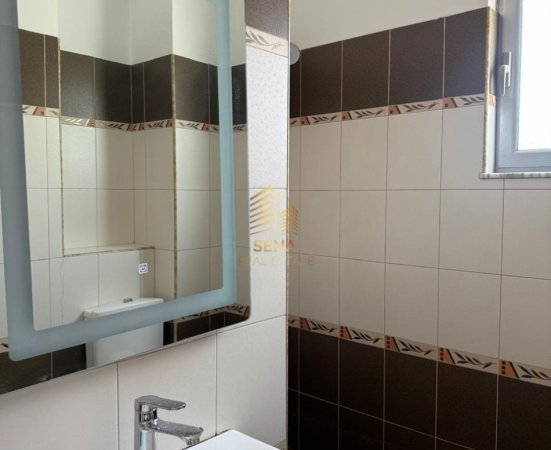 Tirane, jepet me qera apartament 1+1+Ballkon Kati 2, 60 m² 450 € (Rruga e Elbasanit - Prane Pallatit te Brigadave)